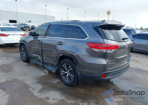 2018 Toyota Highlander Le Plus from USA, damaged, VIN 5TDZZRFH4JS249382